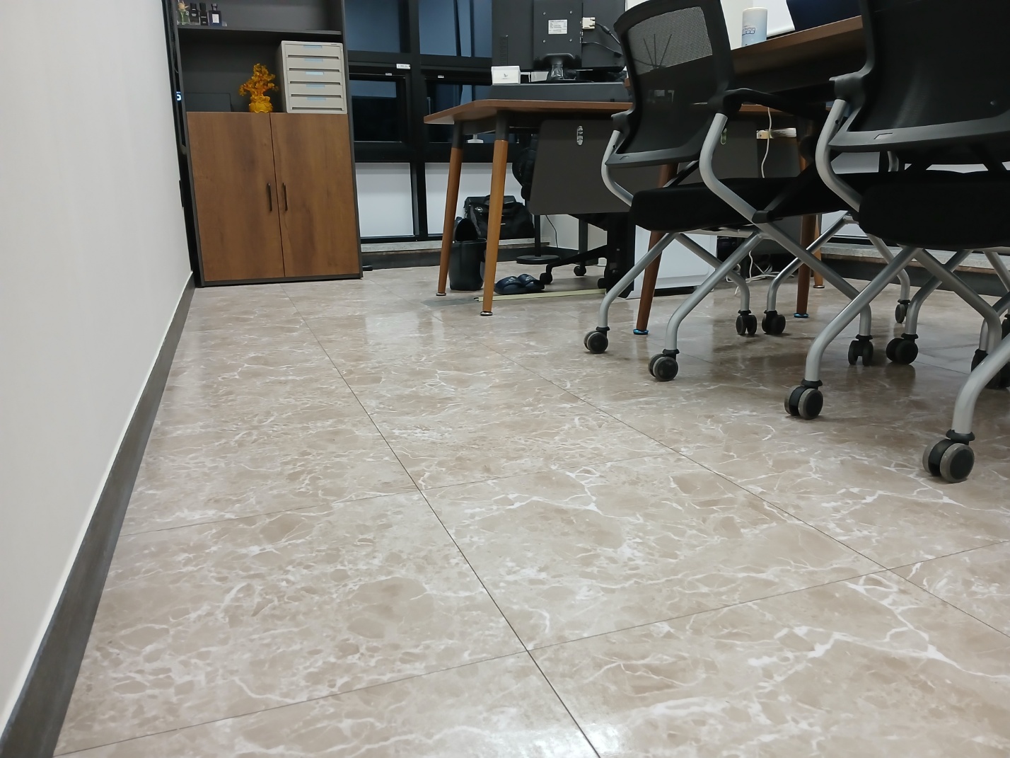 양산 사무실 회의실 청소 후