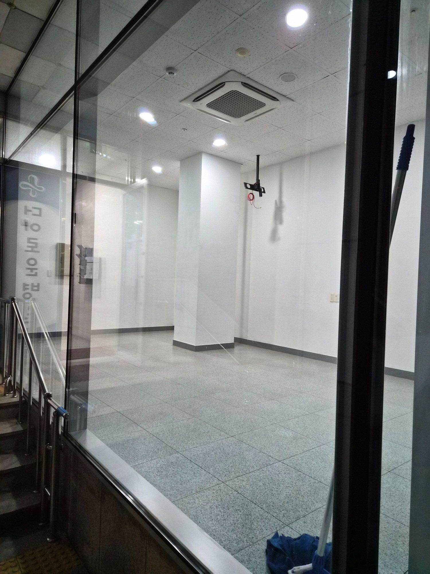 양산 북부동 상가 유리청소 후
