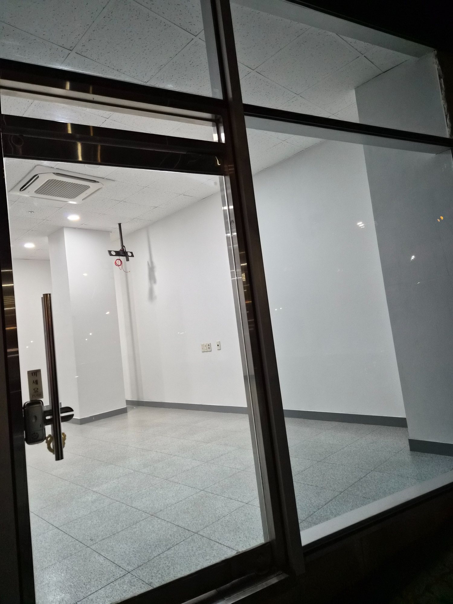 양산 북부동 상가 바닥 청소 후