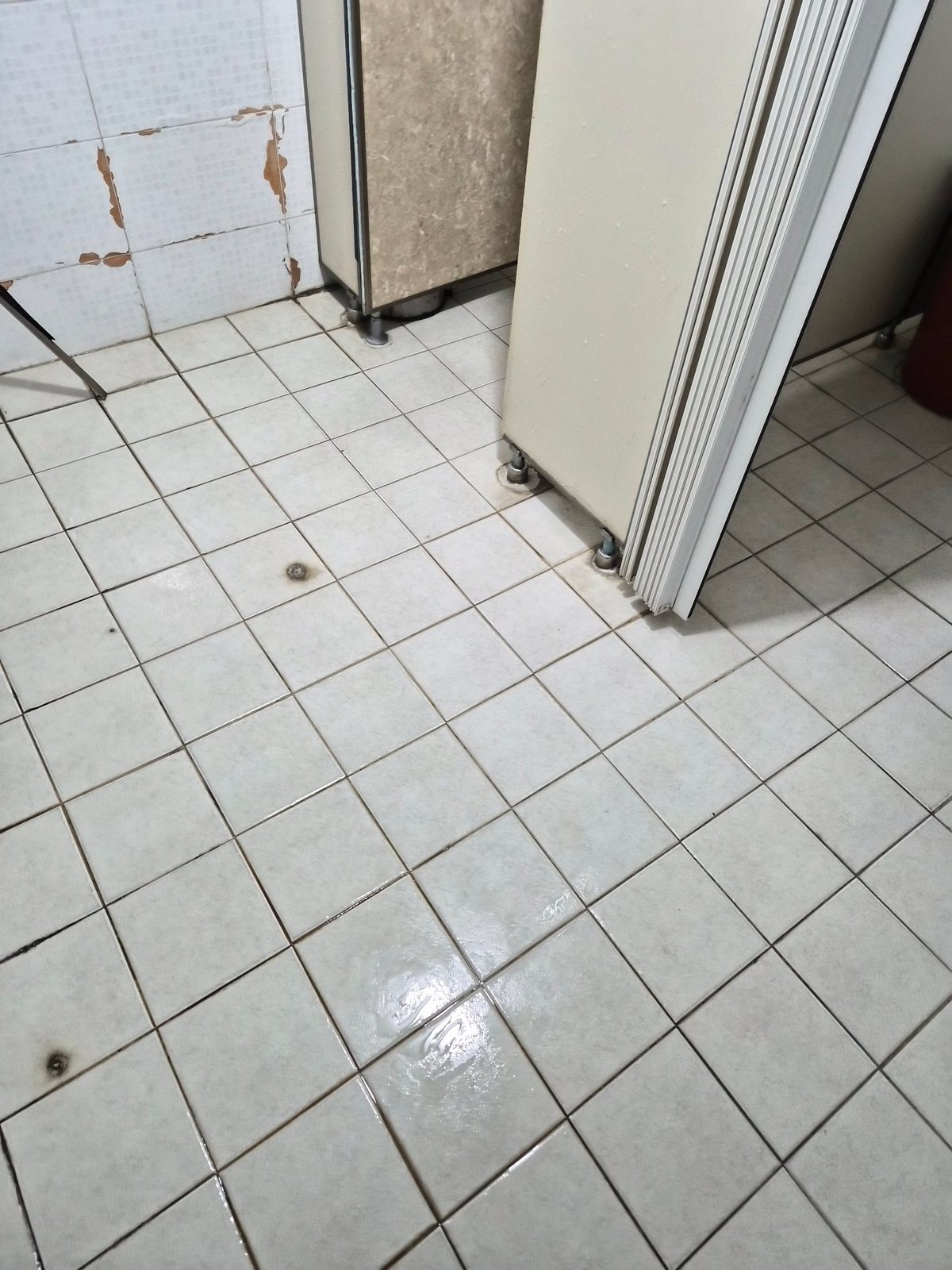 양산 어곡 상가 화장실 정기청소 후 전체 바닥과 화장실 공간